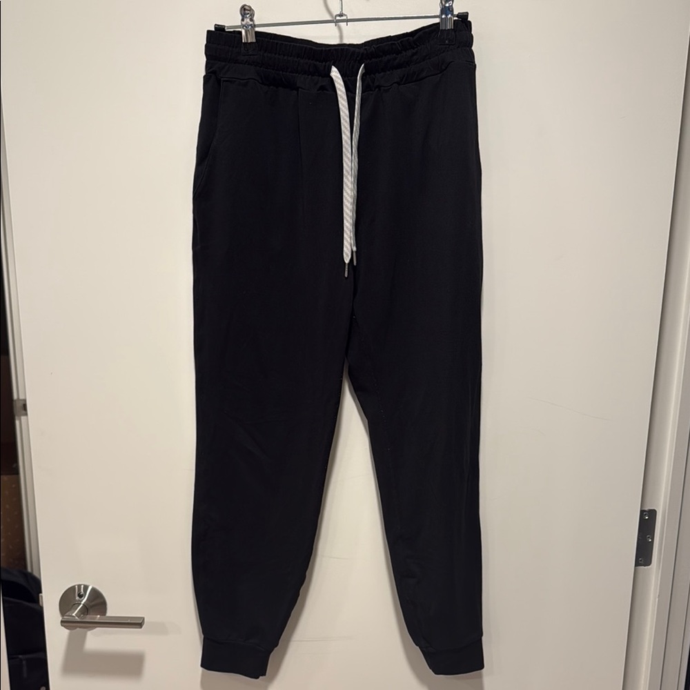 Vuori performance jogger